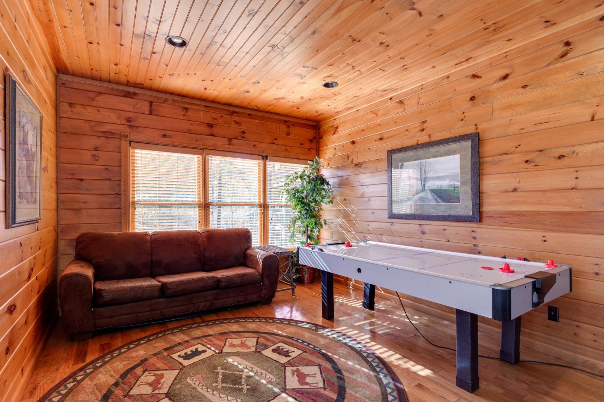 The Great Escape Ii, 5 Bedrooms, Sleeps 17, Game Room, Pool Access, Theater 蓋特林堡 外观 照片